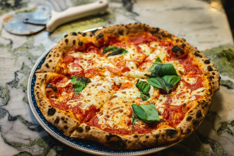 Classic Pomoro Margherita Pizza